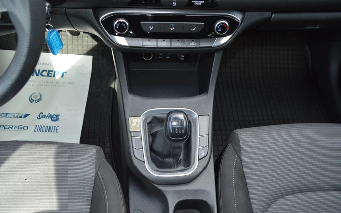 Hyundai I30 cena 29889 przebieg: 362101, rok produkcji 2017 z Sławno małe 154